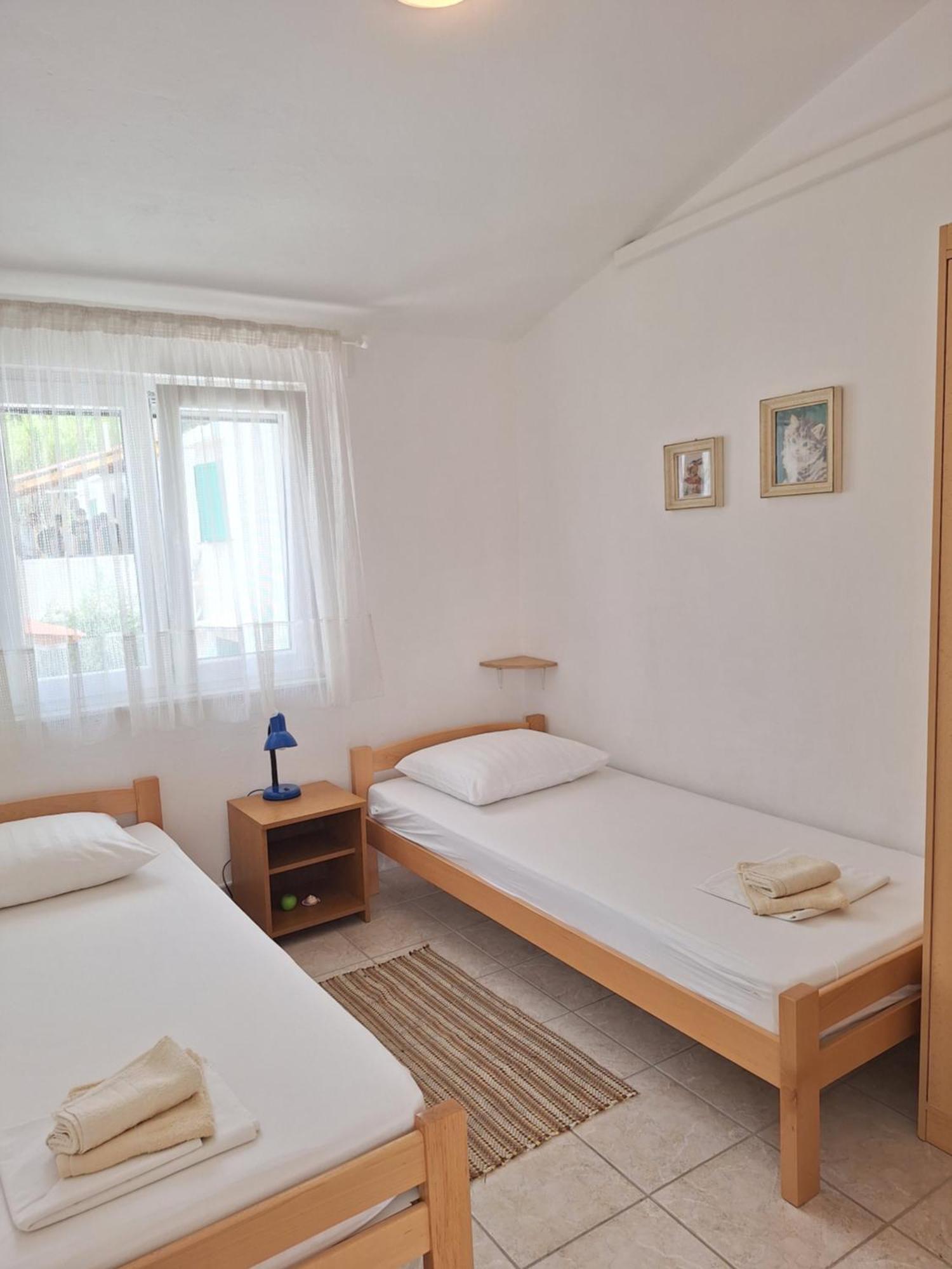 Sunny Bi-Pi Apartment Pag Town Eksteriør bilde