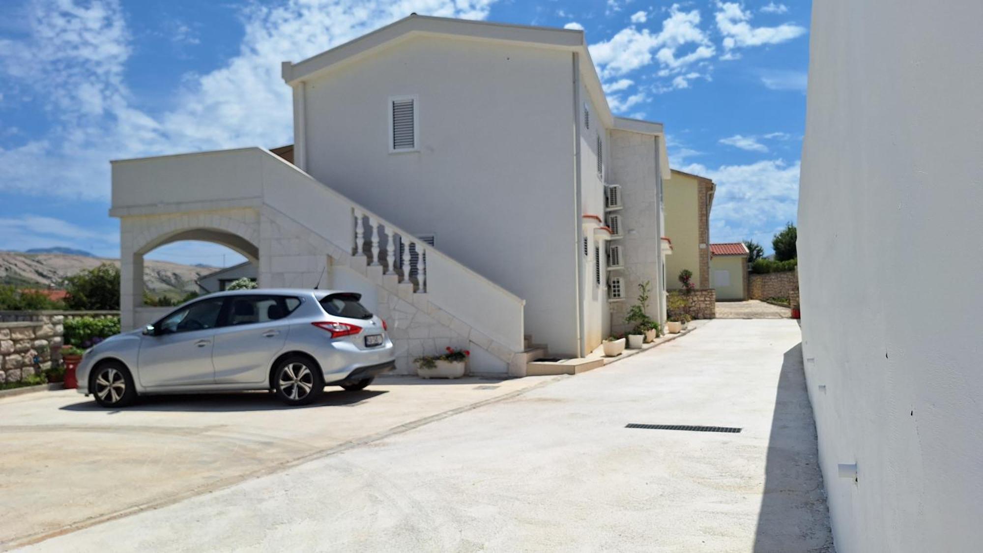 Sunny Bi-Pi Apartment Pag Town Eksteriør bilde