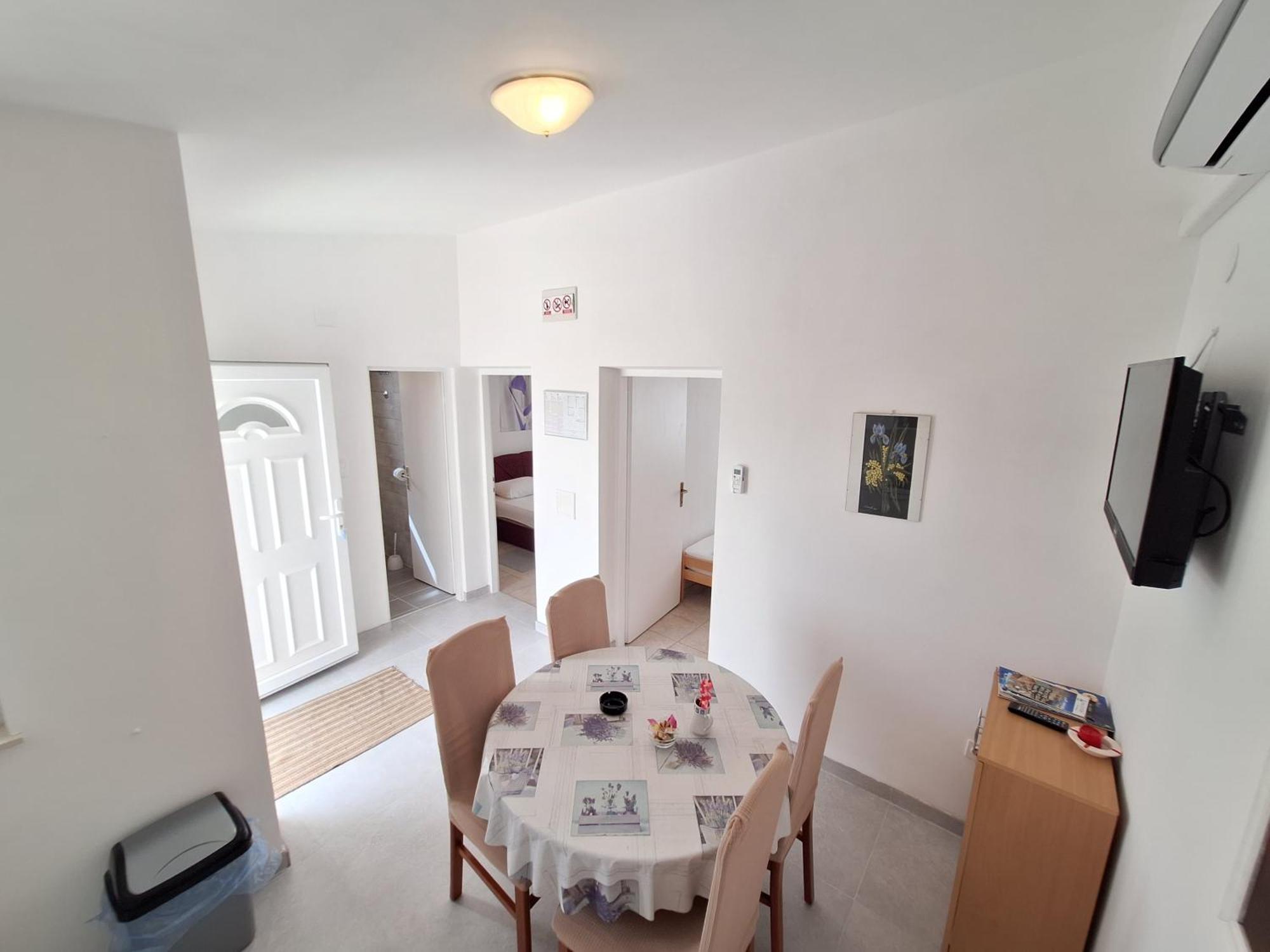Sunny Bi-Pi Apartment Pag Town Eksteriør bilde