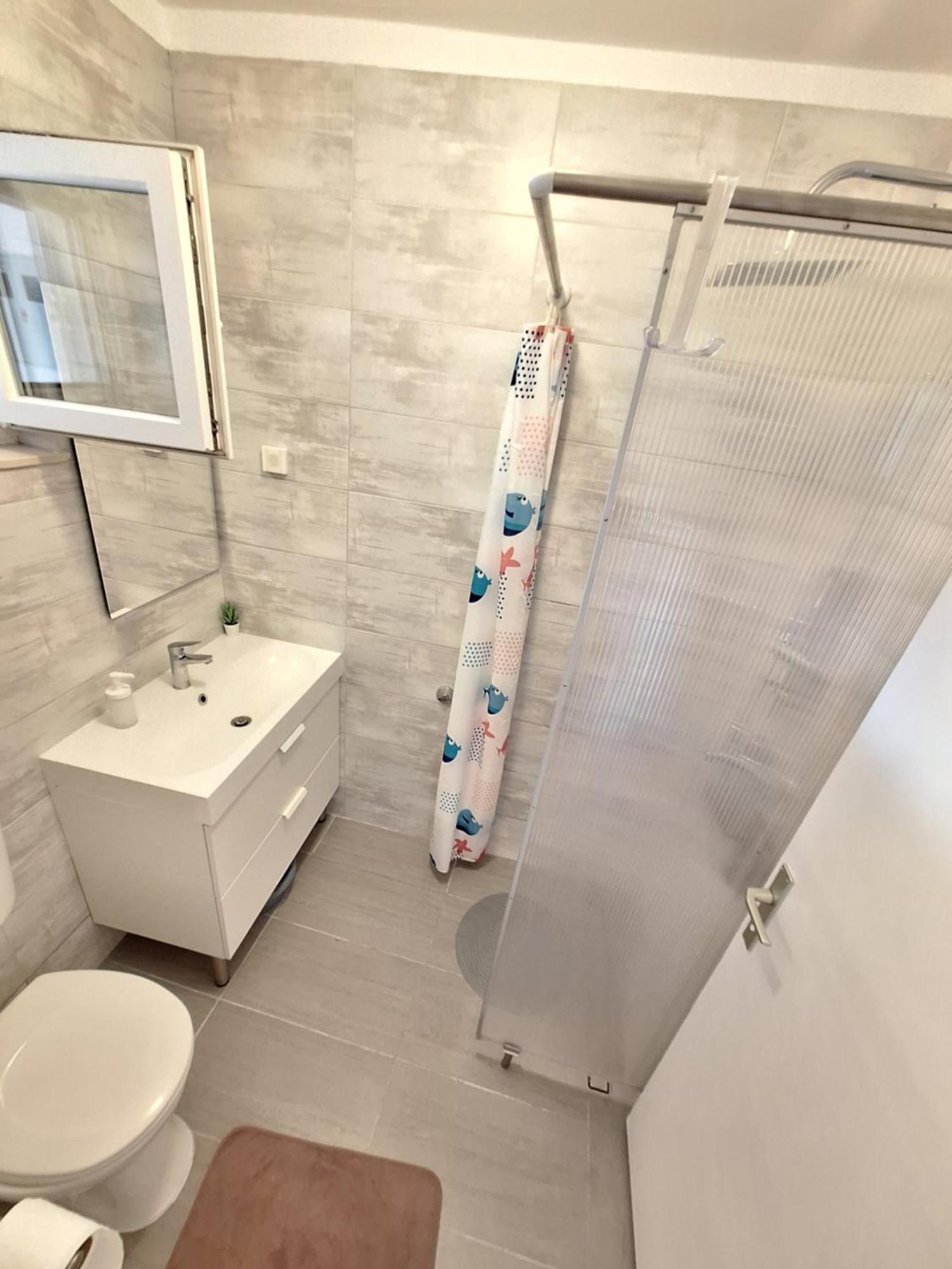 Sunny Bi-Pi Apartment Pag Town Eksteriør bilde
